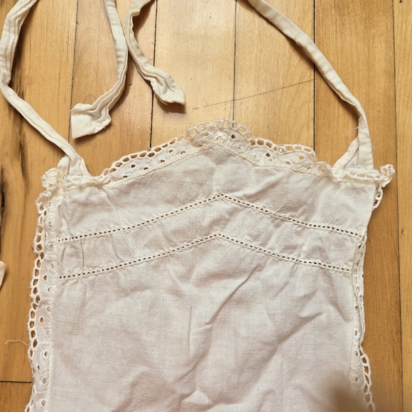 Vintage/antique Eyelet Apron - Picture 3 of 5